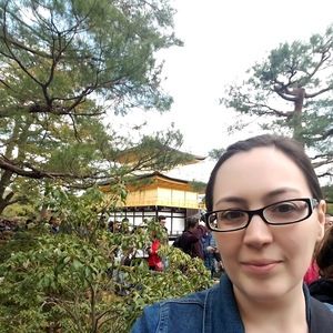 Meet your Posher, Lori